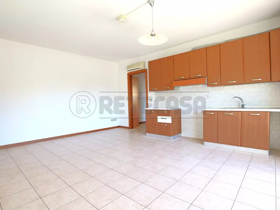 Immagine 2 di Bilocale in vendita  in Via Giovanni Falcone a Barbarano Mossano