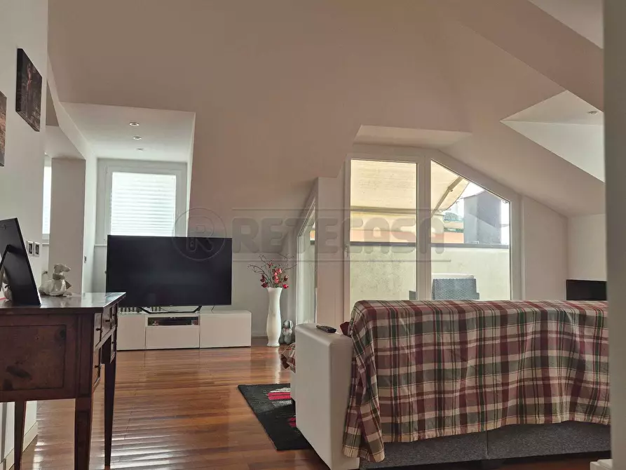 Immagine 4 di Quadrilocale in vendita  a Bergamo