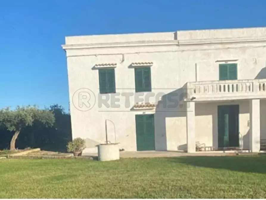 Immagine 17 di Villa in vendita  a Marsala