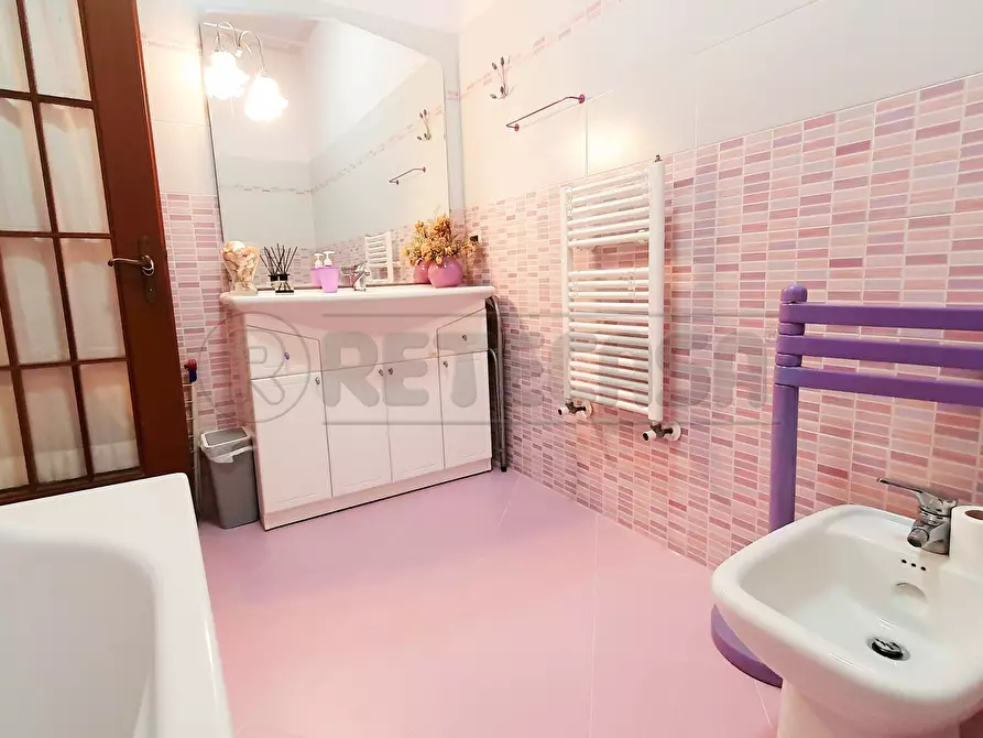 Immagine 16 di Bilocale in vendita  in Via Aurelia Nord 166 a Viareggio