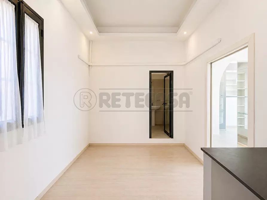 Immagine 14 di Locale commerciale in affitto  in Via dei Colli 33 a Padova