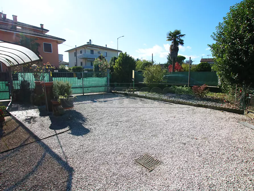 Immagine 24 di Porzione di casa in vendita  in strada del tormeno a Vicenza