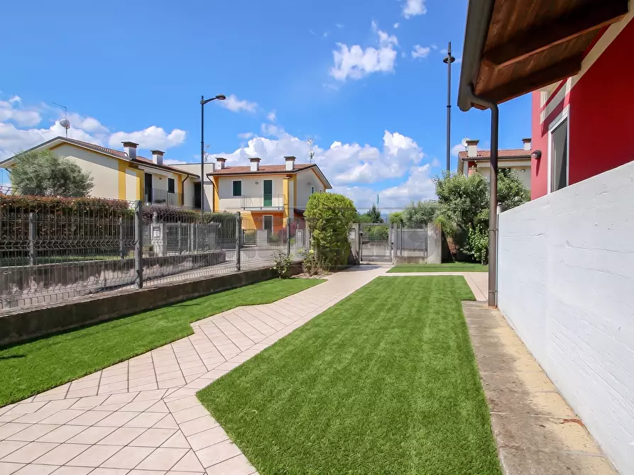Immagine 22 di Appartamento in vendita  in Via Don Giulio 431 a Pozzoleone