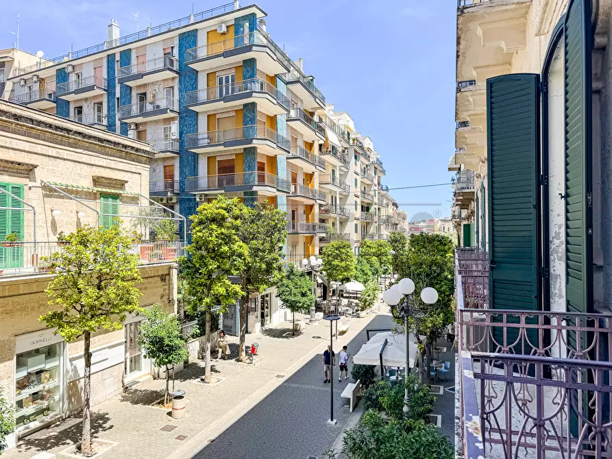 Immagine 10 di Bilocale in vendita  in Via Aldo Moro 31 a Bisceglie