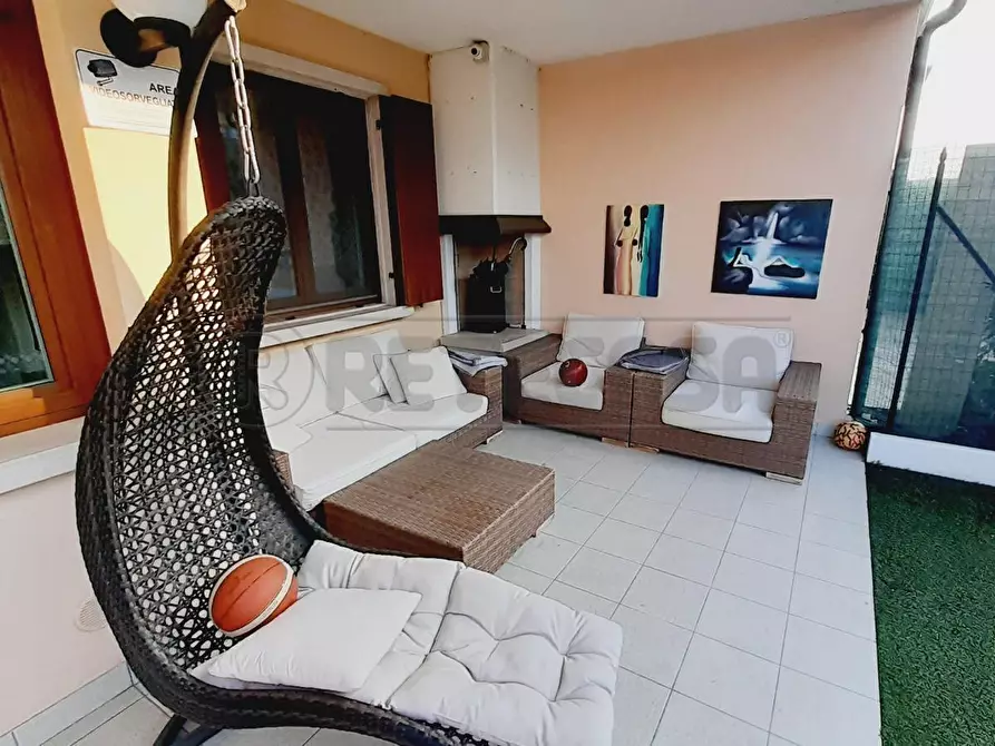 Immagine 35 di Casa bifamiliare in vendita  in Via Giulio Cesare 2 a Desenzano Del Garda