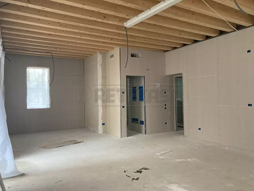 Immagine 2 di Trilocale in vendita  a Mirano