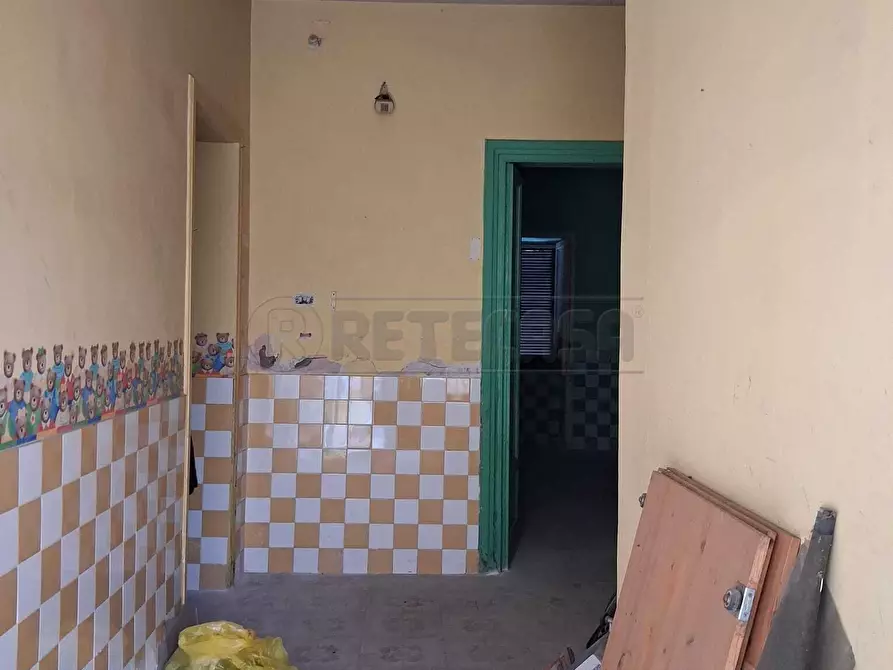 Immagine 15 di Laboratorio in affitto  in Via Giacomo Colombo a Marcianise