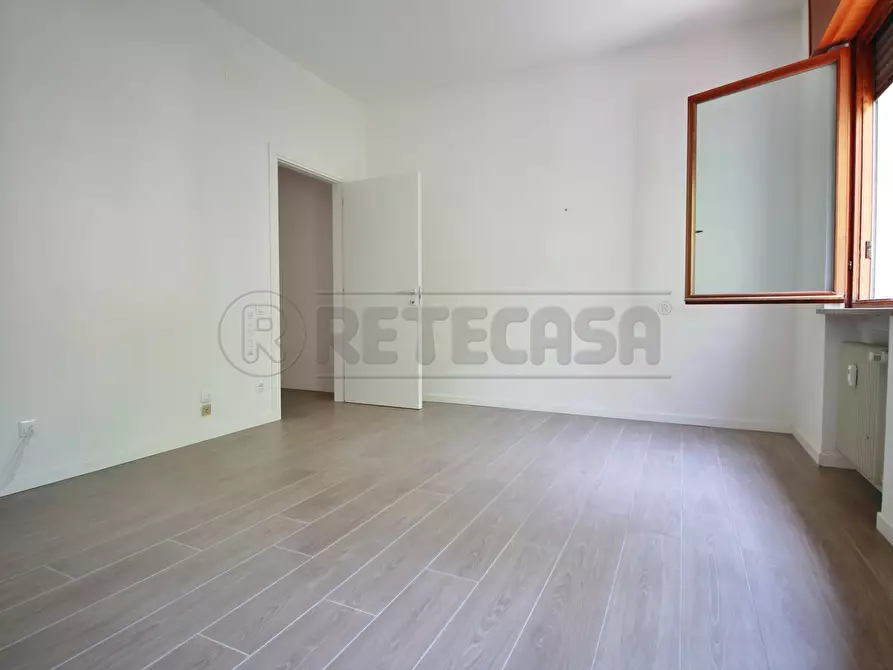Immagine 16 di Trilocale in affitto  a Vicenza