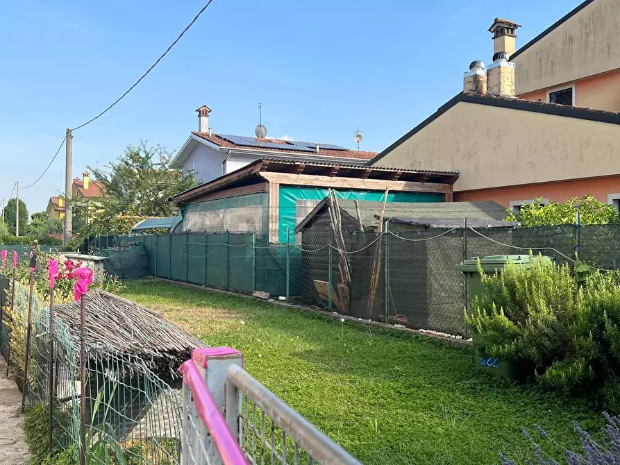 Immagine 2 di Trilocale in affitto  in Via San Paolo 2 a Nanto