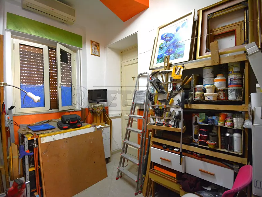 Immagine 4 di Locale commerciale in vendita  in Viale Teodoro Roosevelt 15 a Messina