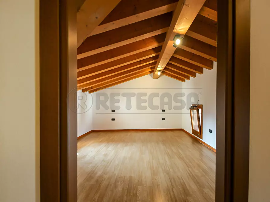 Immagine 18 di Appartamento in vendita  in Via Papa Luciani 249 a Bolzano Vicentino