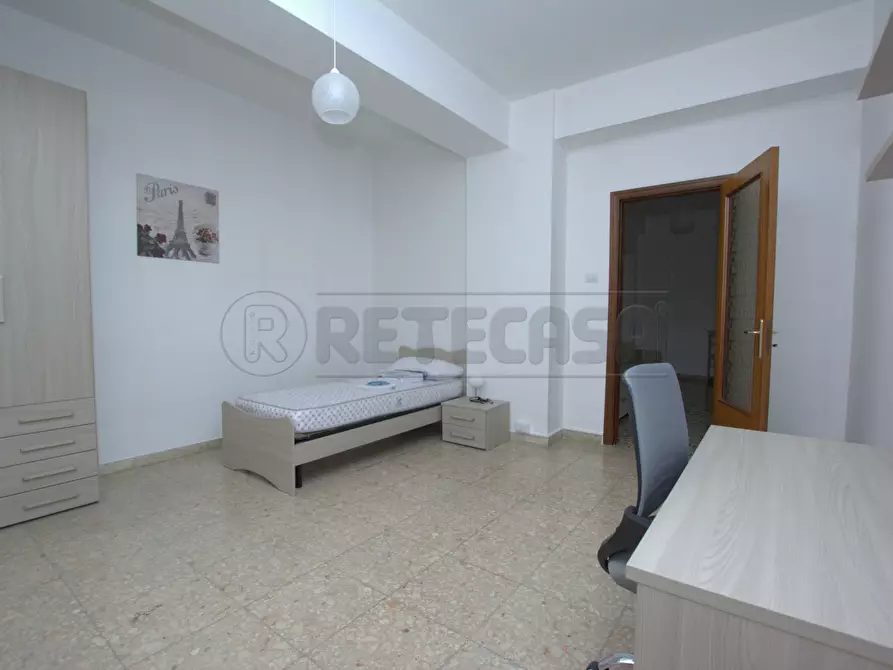 Immagine 4 di Quadrilocale in affitto  in Via Garibaldi 306 a Messina