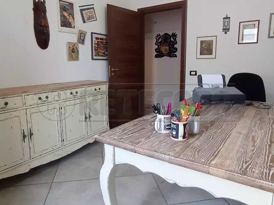 Immagine 9 di Appartamento in vendita  in Via Giuseppe Ungaretti 9 a Gallipoli