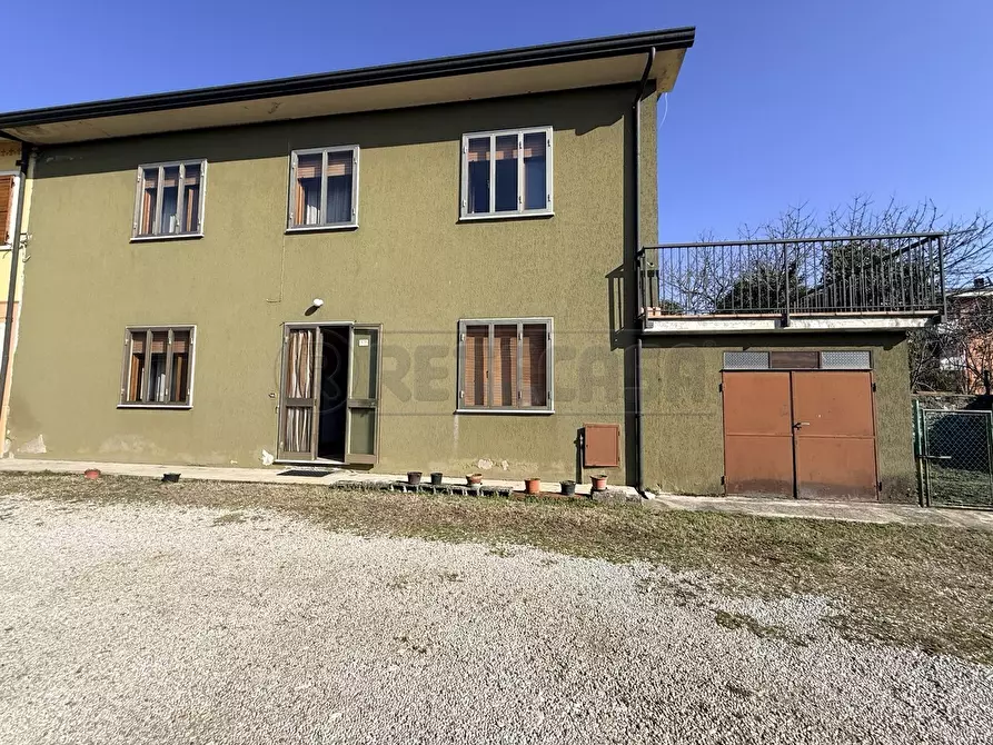 Immagine 17 di Porzione di casa in vendita  a Montebello Vicentino