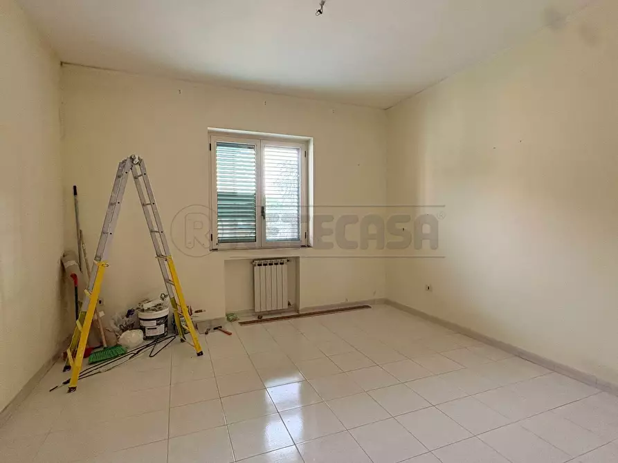 Immagine 22 di Pentalocale in vendita  in Via de Sanctis a Marcianise