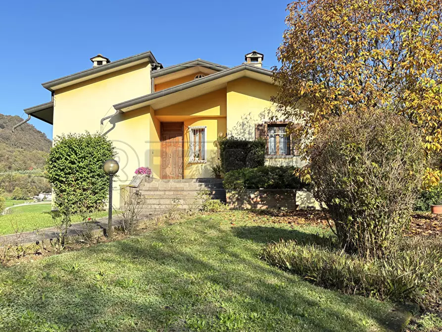 Immagine 4 di Casa indipendente in vendita  in Contrada Valdicase 12 a Castelgomberto