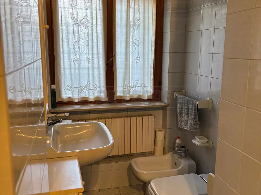 Immagine 16 di Quadrilocale in vendita  in Corso Garibaldi a Cremona