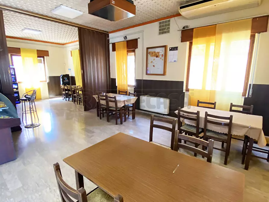 Immagine 2 di Locale commerciale in affitto  in Strada della pergoletta 9 a Vicenza