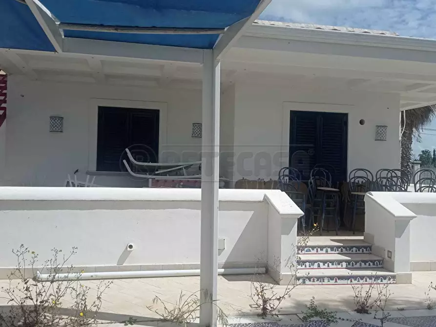 Immagine 15 di Villa in vendita  a Castelvetrano