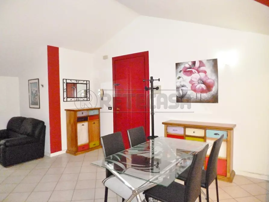Immagine 3 di Appartamento in vendita  in Piazza Regaù 11 a Zermeghedo