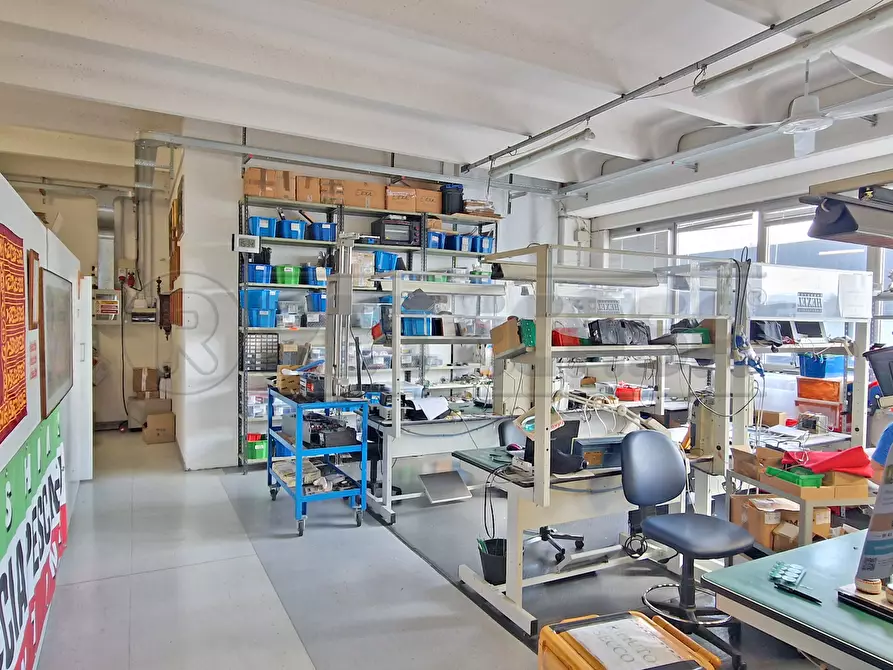 Immagine 4 di Capannone industriale in vendita  in via Del Lavoro 41/b a Trissino