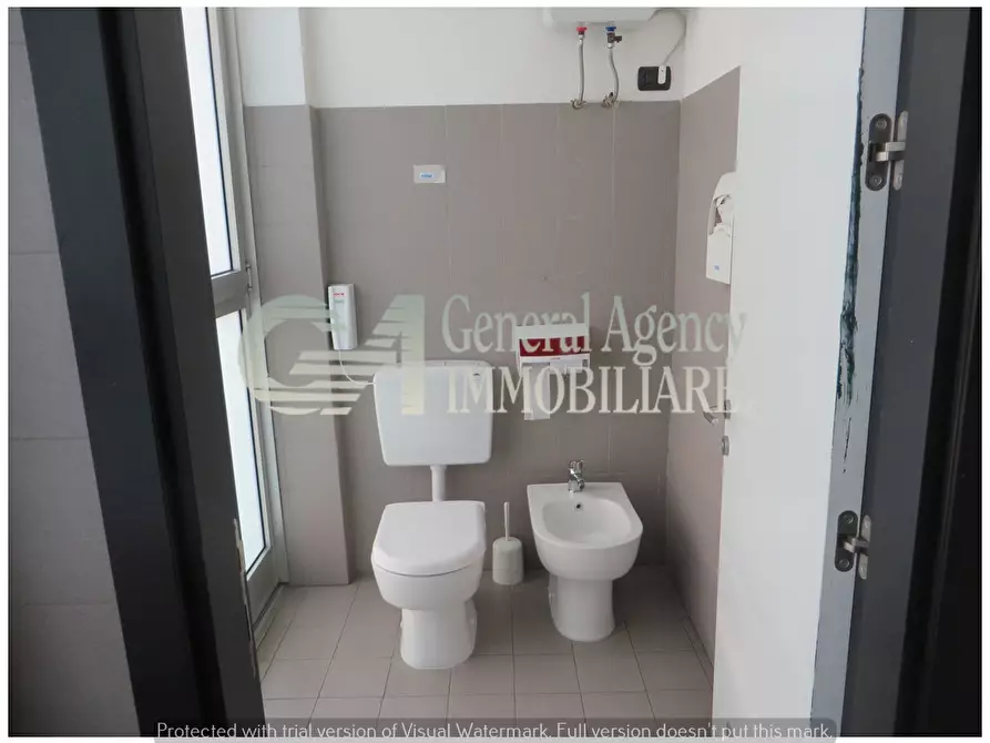 Immagine 51 di Ufficio in affitto  in Piazzale Giulio Douhet 25 a Roma