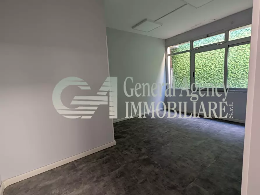 Immagine 38 di Ufficio in vendita  in Via Giuseppe Failla a Roma