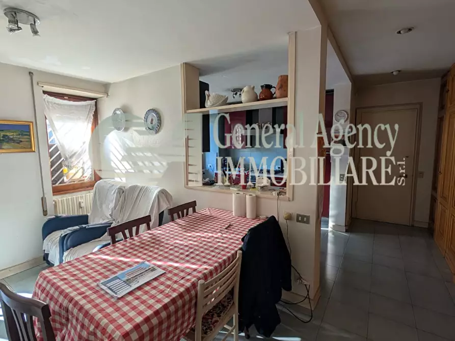 Immagine 17 di Appartamento in vendita  in VIALE DEI PRIMATI SPORTIVI 66 a Roma