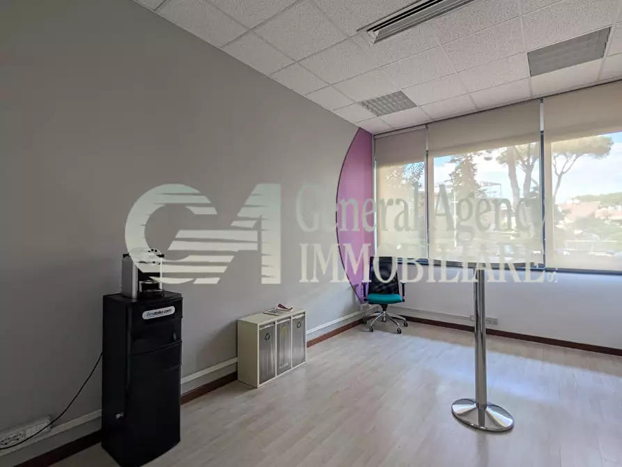 Immagine 54 di Ufficio in affitto  in VIALE DEL POGGIO FIORITO a Roma