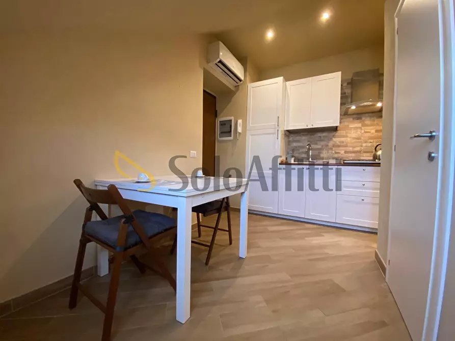 Immagine 1 di Bilocale in affitto  in Via Giacinto Carena a Torino