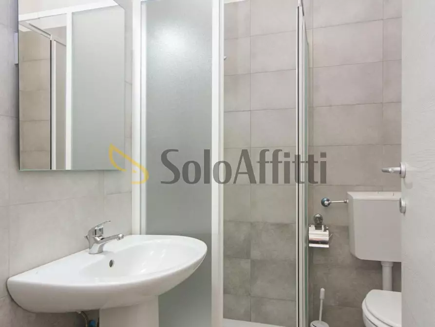 Immagine 15 di Bilocale in affitto  in Corso Regina Margherita 10100 a Torino