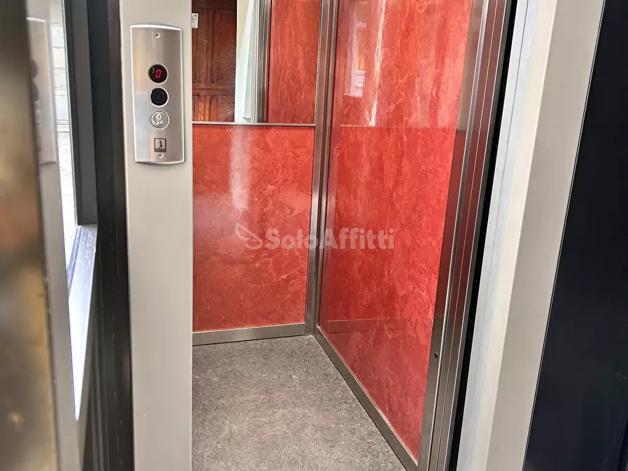 Immagine 6 di Stanza singola in affitto  a Torino