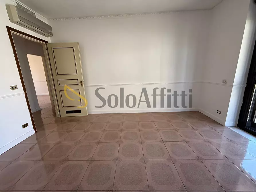 Immagine 33 di Quadrilocale in affitto  in Via Pier Paolo Pasolini 47 a Caserta