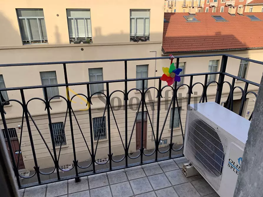 Immagine 12 di Bilocale in affitto  in Via Crescentino 30 a Torino