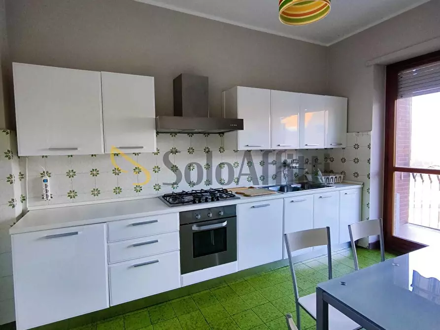 Immagine 1 di Quadrilocale in affitto  in Via Don Lorenzo Perosi 9 a Chieri