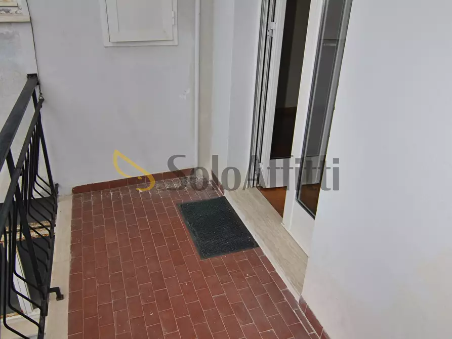 Immagine 18 di Trilocale in affitto  a Livorno