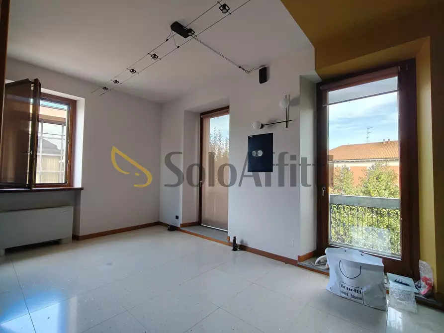 Immagine 11 di Ufficio in affitto  a Gallarate