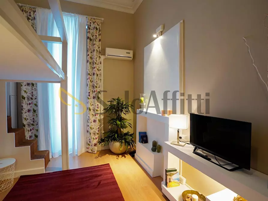 Immagine 3 di Bilocale in affitto  in Piazza Vincenzo Bellini a Catania