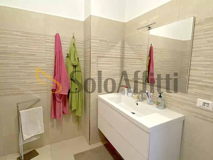 Immagine 17 di Stanza singola in affitto  in Via Cristoforo Colombo 348 a Roma