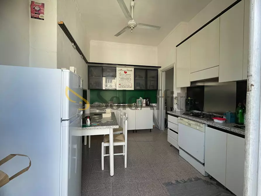 Immagine 1 di Trilocale in affitto  a Torino