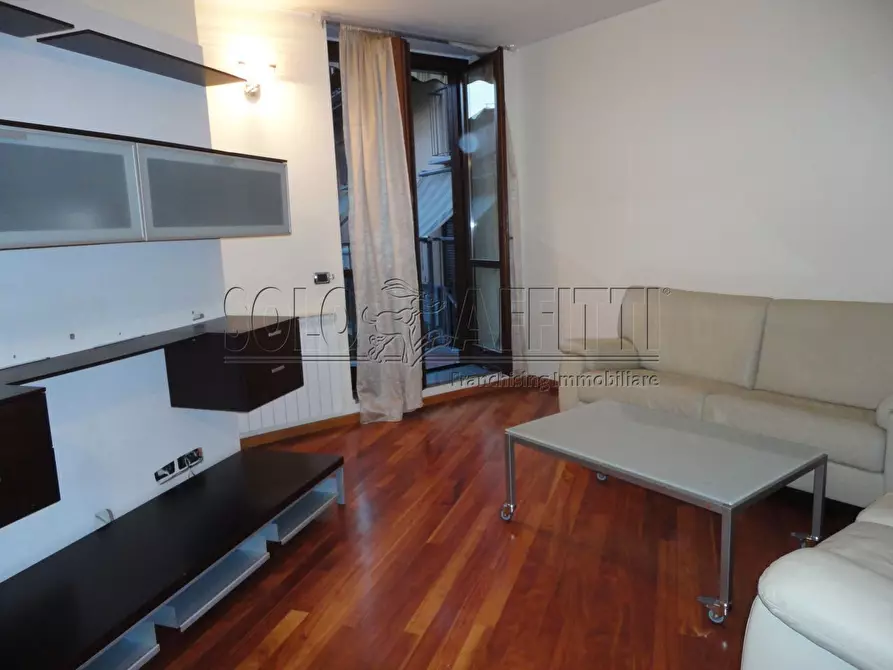 Immagine 1 di Trilocale in affitto  a Gallarate