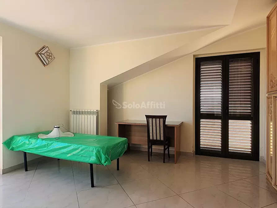 Immagine 11 di Stanza singola in affitto  a Catanzaro