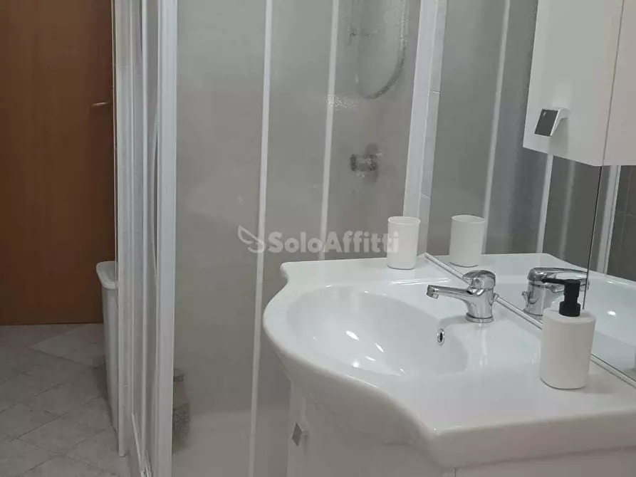 Immagine 3 di Bilocale in affitto  a Calatabiano