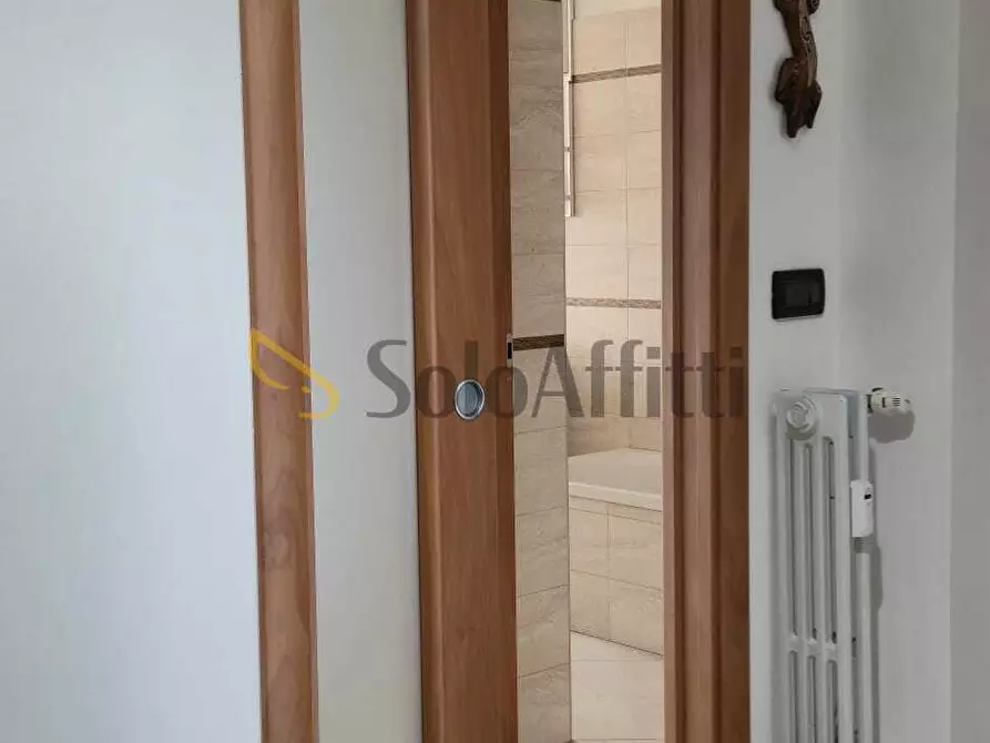 Immagine 27 di Bilocale in affitto  in Largo Bardonecchia 180 a Torino