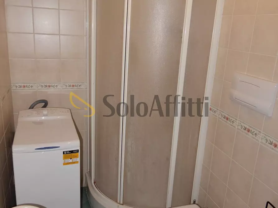 Immagine 5 di Stanza singola in affitto  a Catanzaro