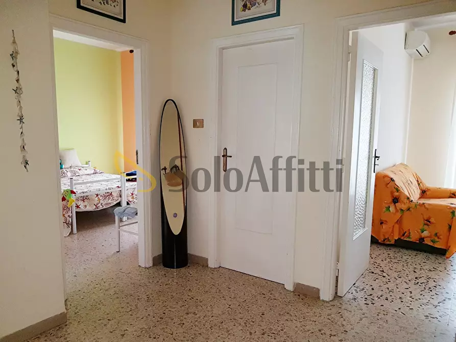 Immagine 6 di Stanza singola in affitto  a Catanzaro