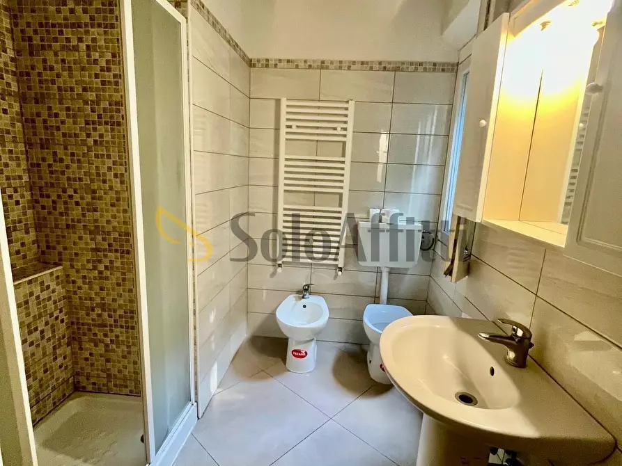 Immagine 5 di Bilocale in affitto  a Reggio Nell'emilia