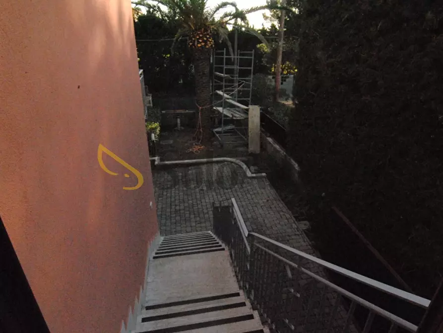 Immagine 18 di Appartamento in affitto  a Livorno