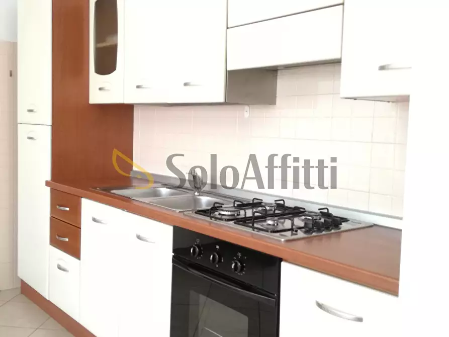 Immagine 5 di Bilocale in affitto  in Via Gran Sasso 22 a Cinisello Balsamo