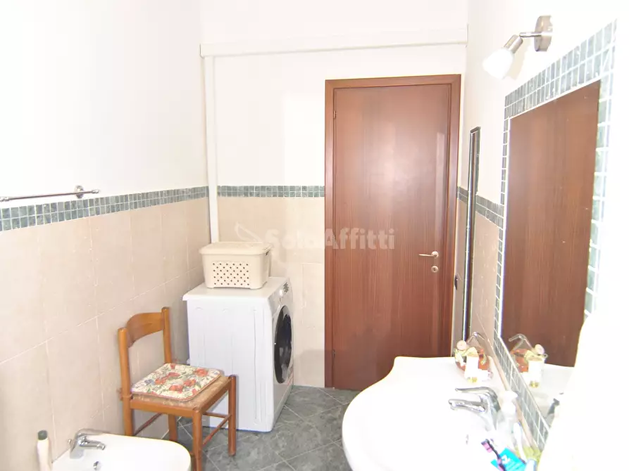 Immagine 10 di Quadrilocale in affitto  in Via Temistocle Guerrazzi 75 a Livorno